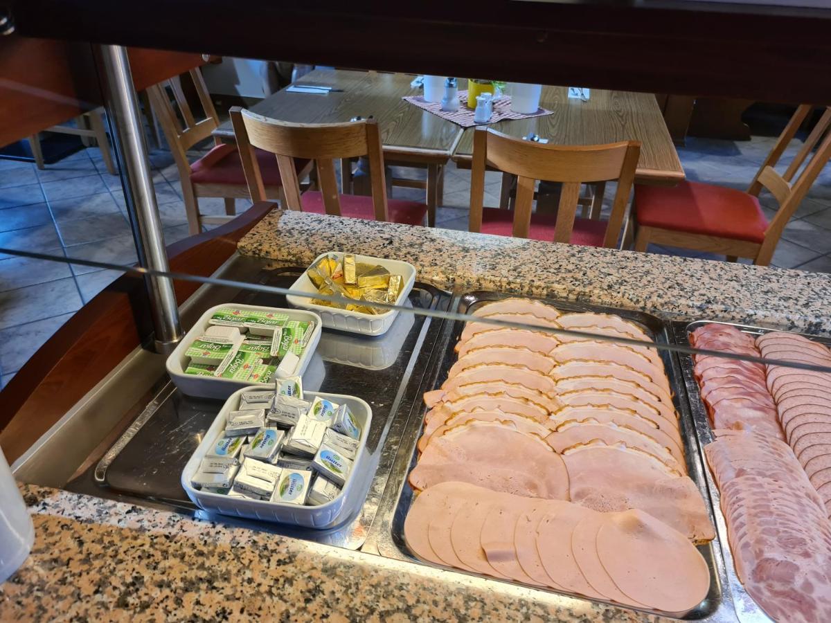 Hallstatt Self Check In Obertraun