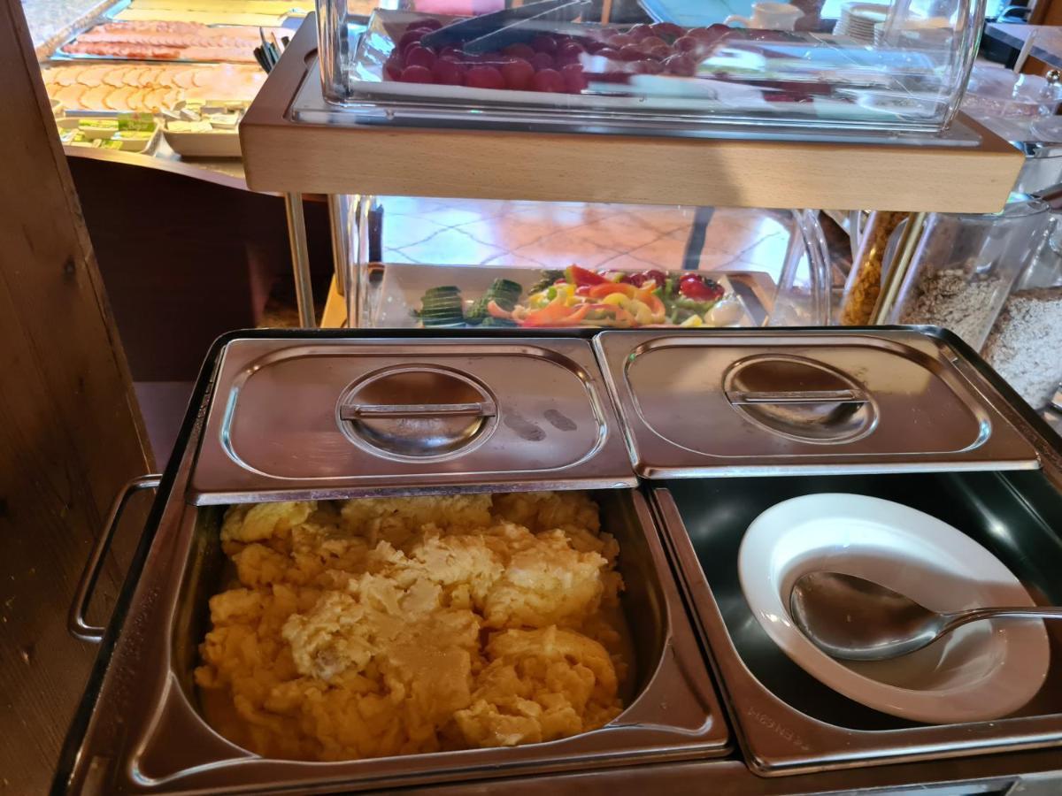 Hallstatt Self Check In *