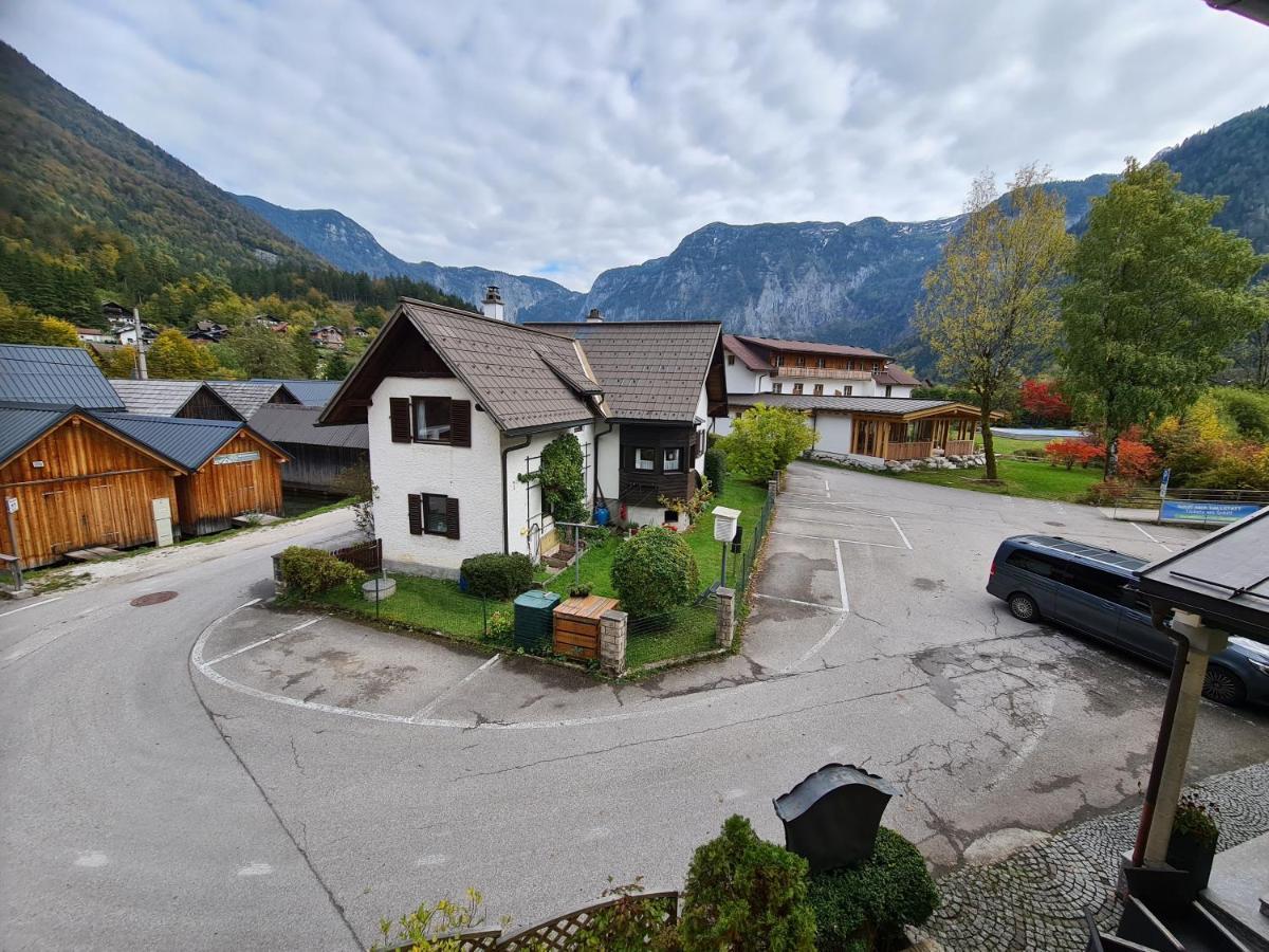 Hallstatt Self Check In Bed & Breakfast *