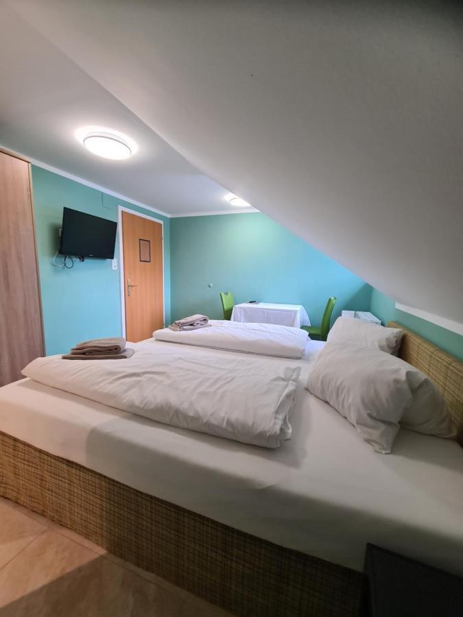Bed & Breakfast Hallstatt Self Check In