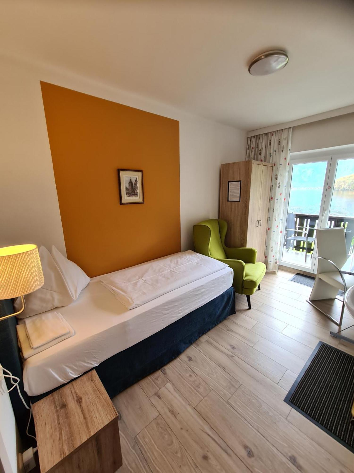 Hallstatt Self Check In Bed & Breakfast